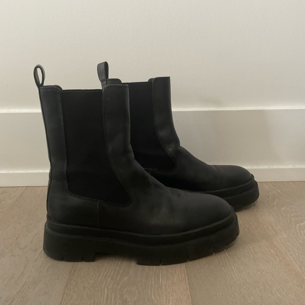 ZARA Black Chunky Platform Boots